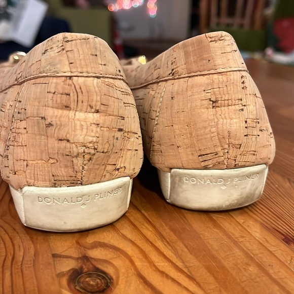 Donald Pliner Loren Designer Cork Loafers with Metal Accent size 8 M - Picture 3 of 9